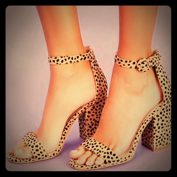Qupid Shoes - Leopard print block heels